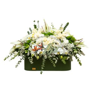 باکس سبز با گلهای سفید