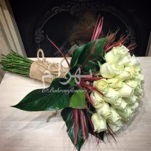 دسته گل رز سفید (40 عددی)